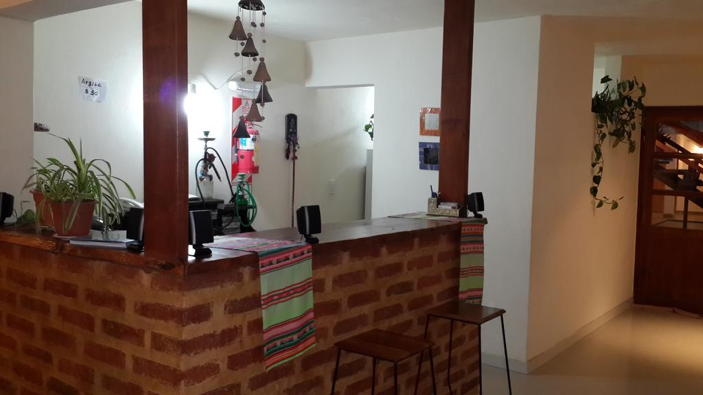 Hostal Aires De Cafayate Bagian luar foto